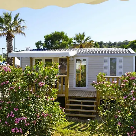 Kemping Les Jardins Du Mai-tai Saint Aygulf